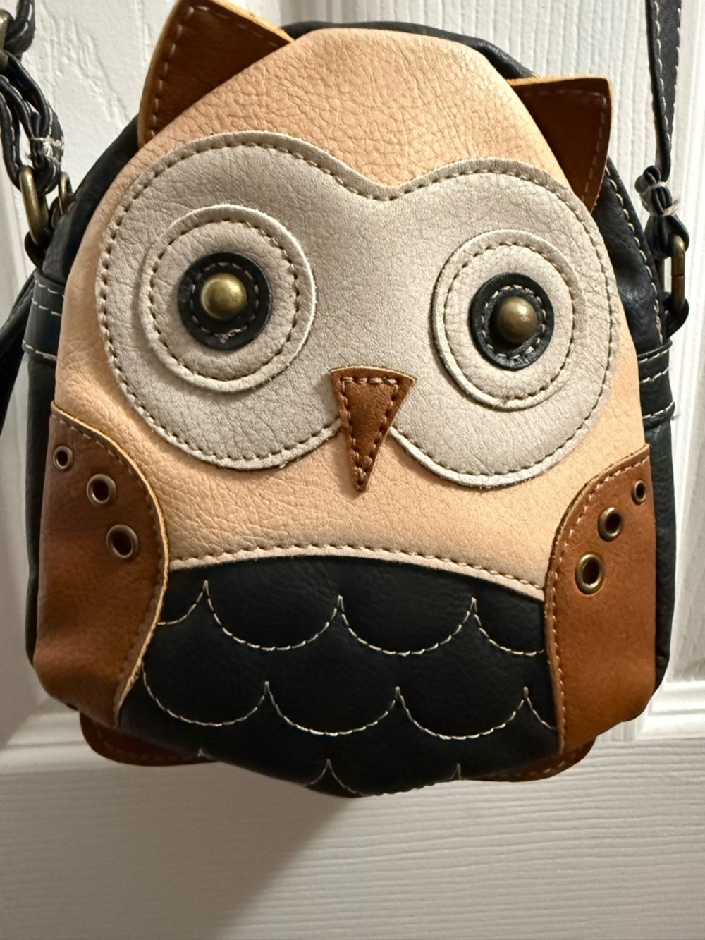 Cute Owl Crossbody Bolo Bag in Peach, Black & Brown - Women's Novelty Purse